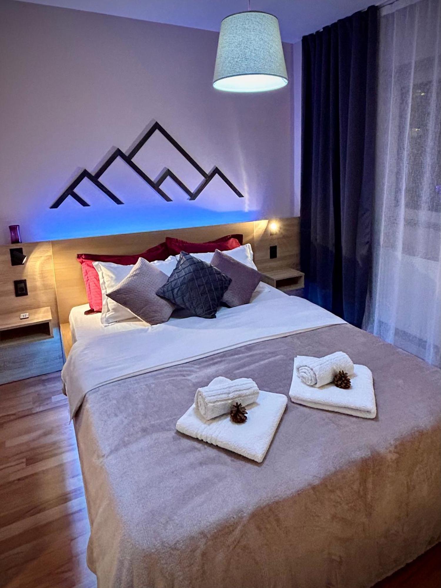 Blue Mountain Residence Braşov Esterno foto